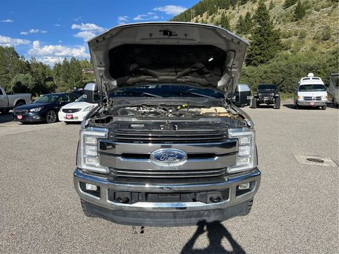 Used 2017 Ford F350 Lariat w/ Lariat Ultimate Package AWD/4WD image 11