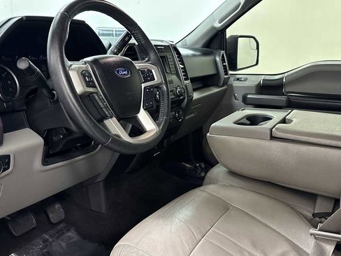 Used 2018 Ford F150 XLT image 12