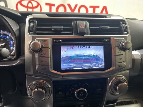 Used 2016 Toyota 4Runner SR5 image 28