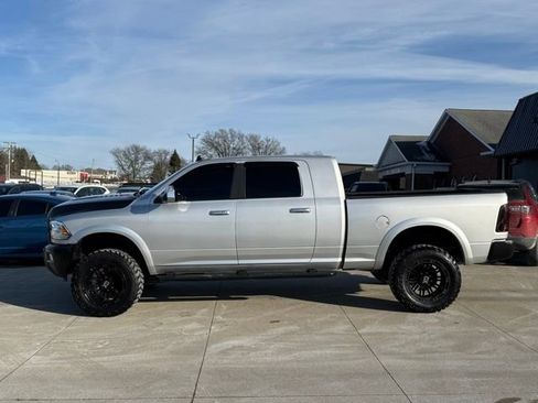 Used 2018 RAM 3500 Laramie image 4