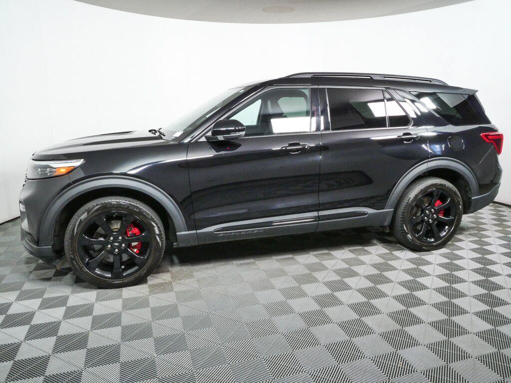 Used 2023 Ford Explorer ST w/ Equipment Group 401A AWD/4WD image 2