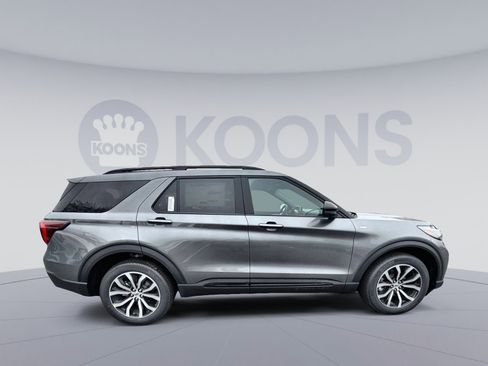New 2026 Ford Explorer ST-Line image 8