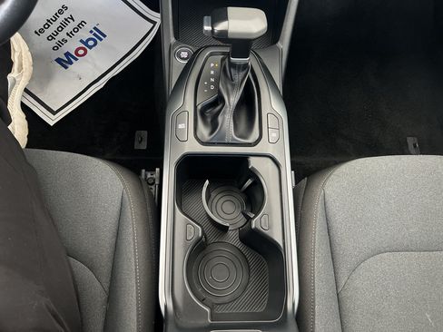 Used 2025 Kia K4 FWD image 18