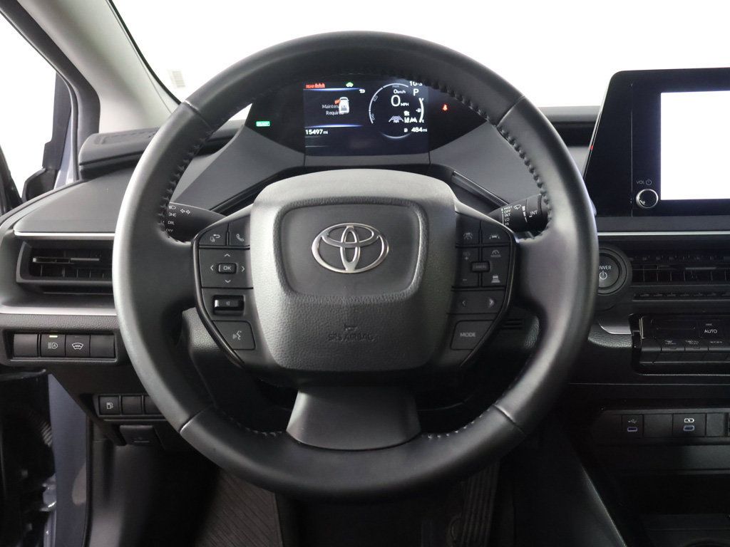Used 2025 Toyota Prius LE FWD image 29