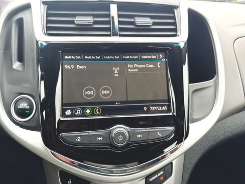 Used 2019 Chevrolet Sonic Premier FWD image 13