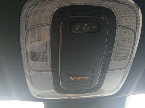 Used 2025 Hyundai Elantra Sport image 29