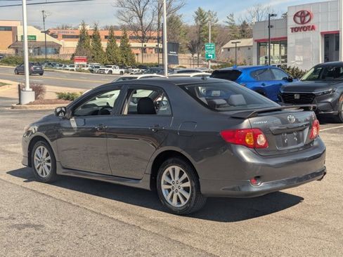 Used 2010 Toyota Corolla S image 8