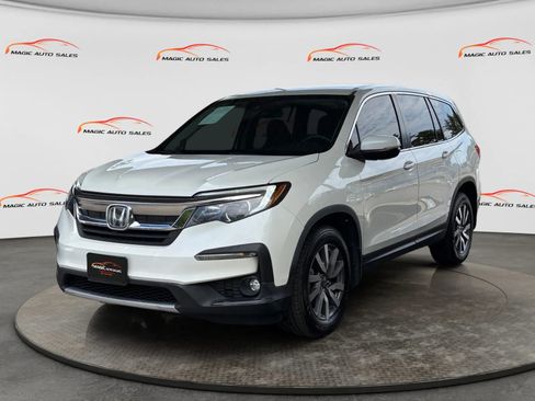 Used 2019 Honda Pilot EX image 1