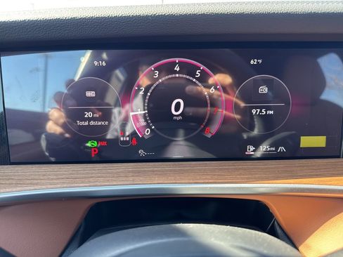 New 2026 Volkswagen Tiguan SEL R-Line image 40