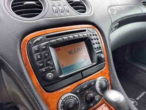 Used 2004 Mercedes-Benz SL 500 image 19
