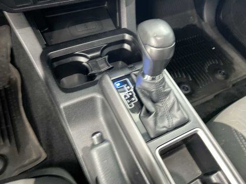 Used 2021 Toyota Tacoma TRD Off-Road image 20