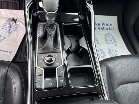 Used 2023 Kia Sorento SX image 31