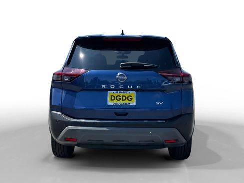 Used 2023 Nissan Rogue SV FWD image 4