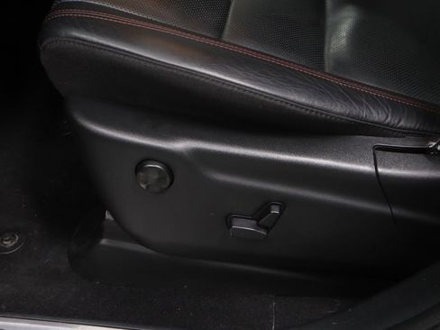 Used 2025 Dodge Durango GT AWD/4WD image 25