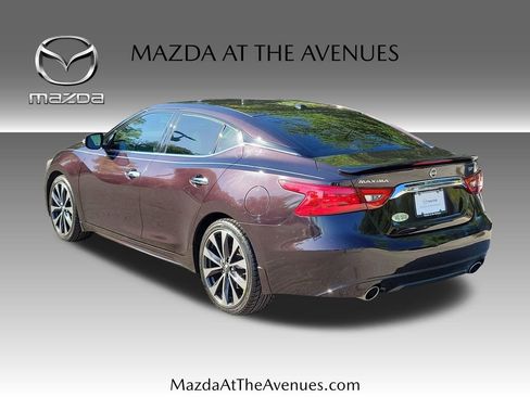 Used 2016 Nissan Maxima SR w/ Interior Lighting Package FWD image 5