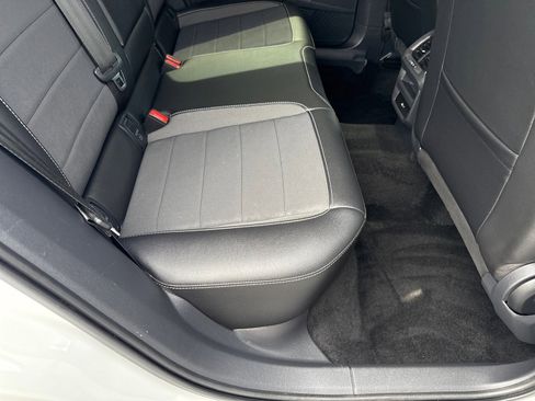 Used 2023 Volkswagen Taos SE image 14