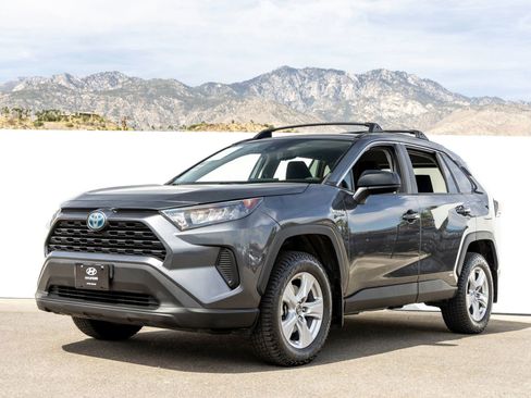 Used 2021 Toyota RAV4 LE w/ Carpet Mat Package (TMS) AWD/4WD image 1