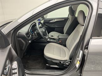 Used 2021 Ford Escape SE video 3