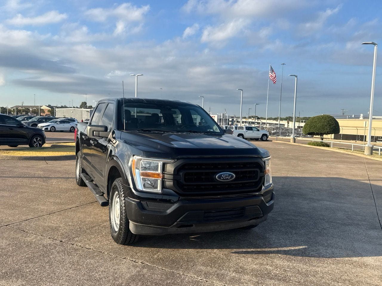 Used 2021 Ford F150 XL AWD/4WD image 4