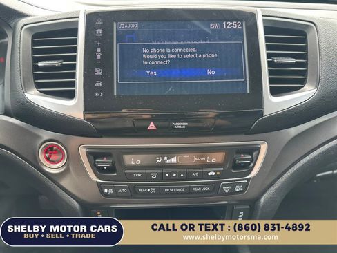 Used 2017 Honda Pilot EX-L image 11