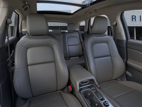 New 2025 Lincoln Corsair Grand Touring w/ Equipment Group 302A image 10