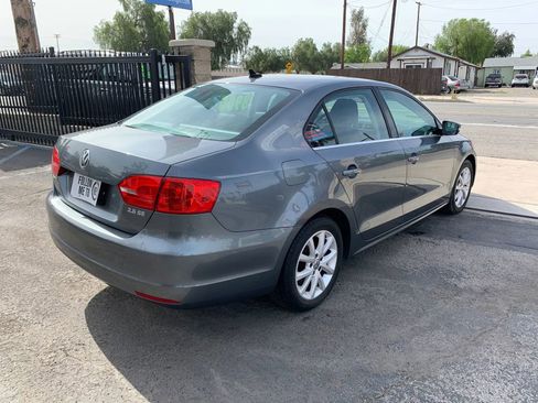 Used 2013 Volkswagen Jetta SE image 14