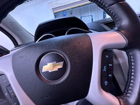 Used 2012 Chevrolet Traverse LTZ image 20