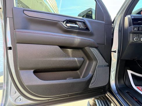 Used 2025 GMC Yukon AT4 Ultimate w/ LPO, Floor Liner Package image 18