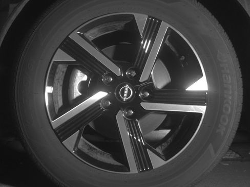 Used 2025 Nissan Sentra SV image 12