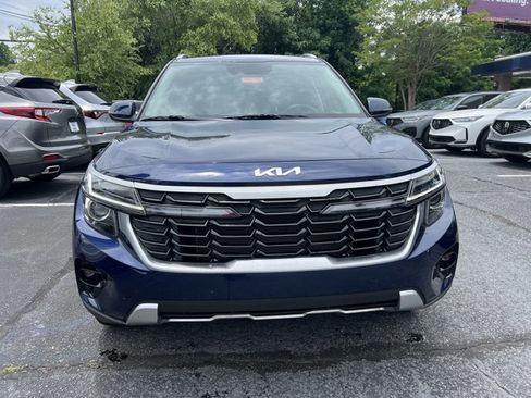 Used 2024 Kia Seltos EX FWD image 8