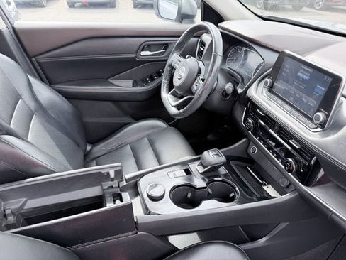Certified 2023 Nissan Rogue SV w/ SV Premium Package AWD/4WD image 17