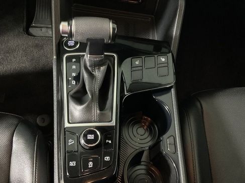 Used 2023 Kia Sportage EX image 29