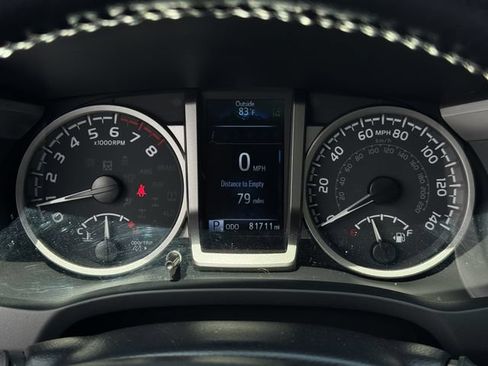 Used 2023 Toyota Tacoma Limited AWD/4WD image 17