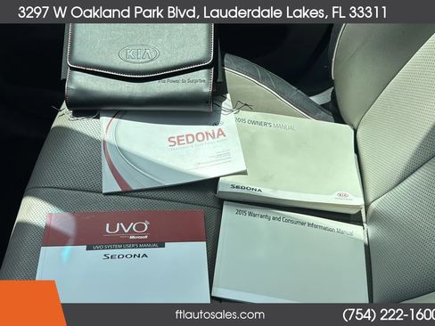 Used 2015 Kia Sedona EX FWD image 65