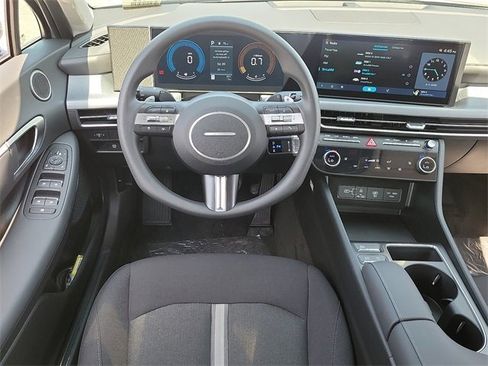 New 2025 Hyundai Sonata SEL image 7