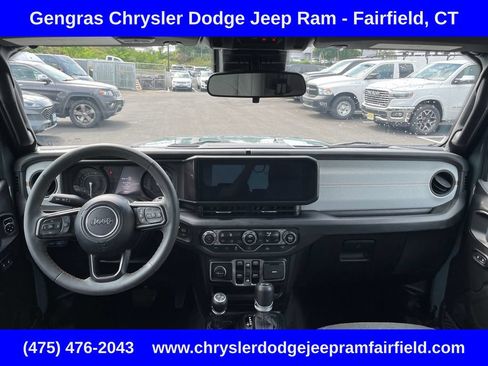 Used 2024 Jeep Wrangler Unlimited w/ Convenience Group AWD/4WD image 54