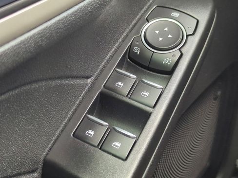 Used 2022 Ford Escape SEL image 23