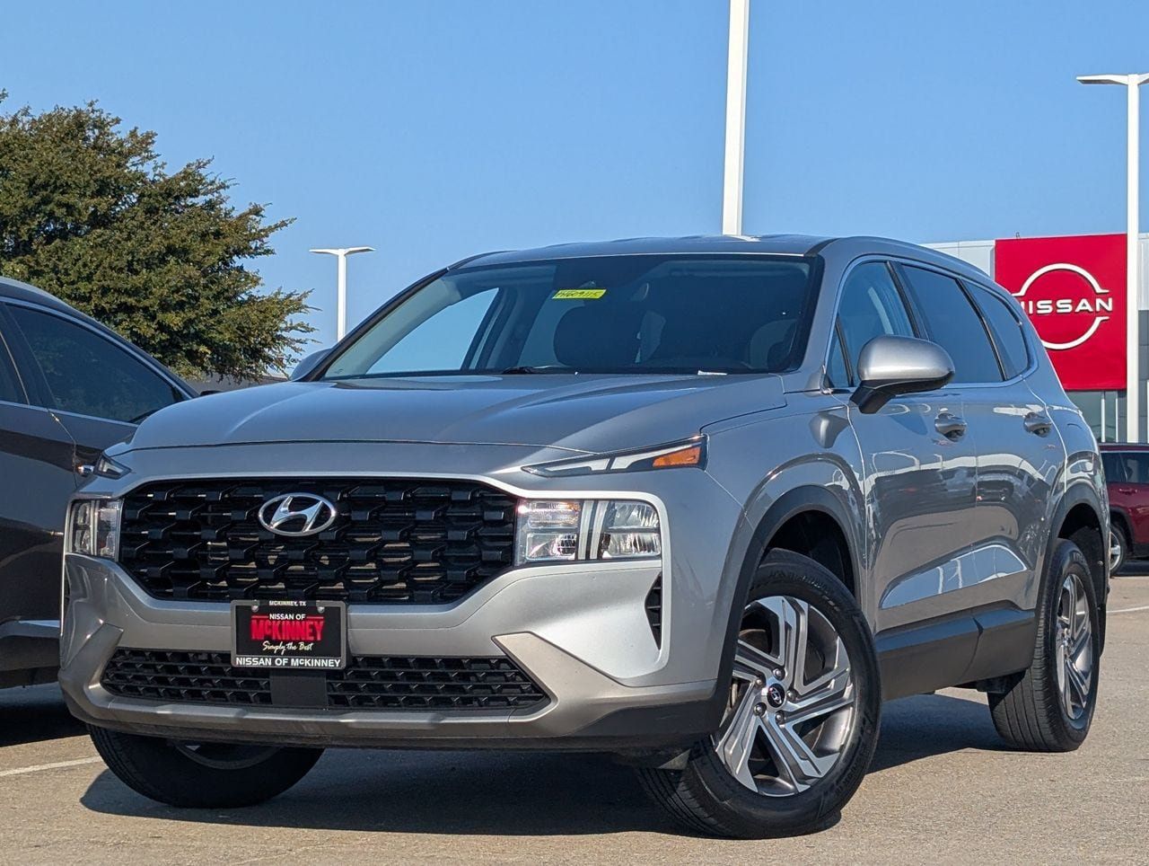 Used 2023 Hyundai Santa Fe SE AWD/4WD image 2