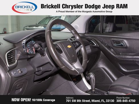Used 2019 Chevrolet Trax LT w/ LT Convenience Package image 14