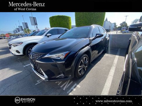 Used 2019 Lexus UX 250h w/ Premium Package AWD/4WD image 1
