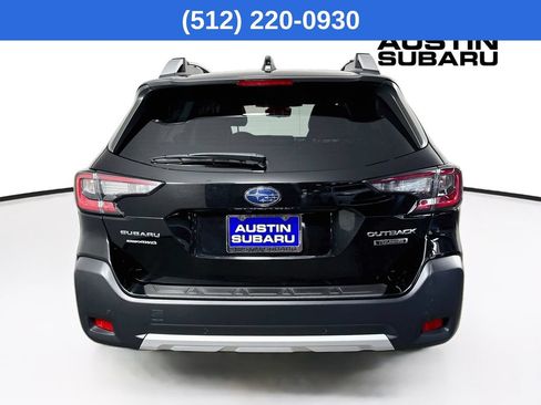 Used 2024 Subaru Outback Touring AWD/4WD image 7