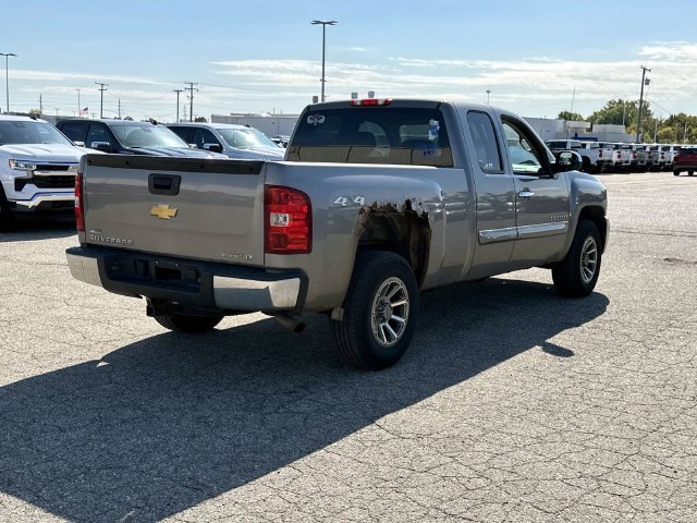 Used 2012 Chevrolet Silverado 1500 LT AWD/4WD image 7
