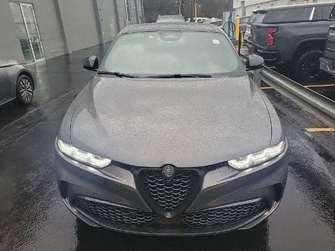 Used 2024 Alfa Romeo Tonale Veloce w/ Active Assist Package image 5