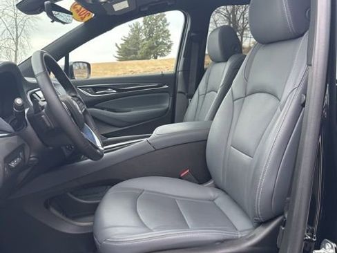 Used 2023 Buick Enclave Premium w/ Experience Buick Package image 32