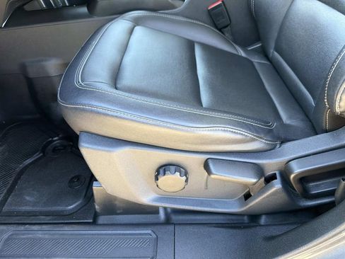 Certified 2025 Ford Bronco Badlands AWD/4WD image 18