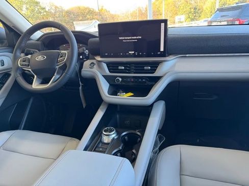 New 2026 Ford Explorer Active w/ Active Comfort Package image 27