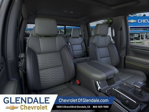 New 2026 Chevrolet Silverado 1500 ZR2 AWD/4WD image 16