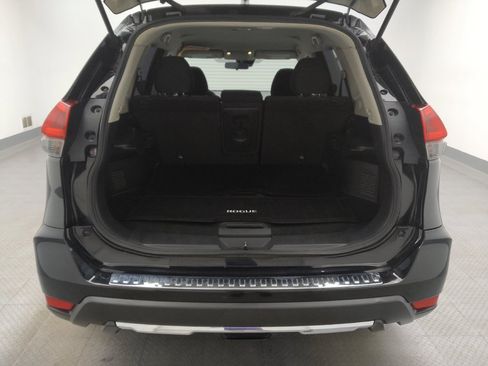 Used 2020 Nissan Rogue S FWD image 29