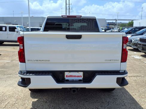 Used 2025 Chevrolet Silverado 1500 Custom RWD image 25