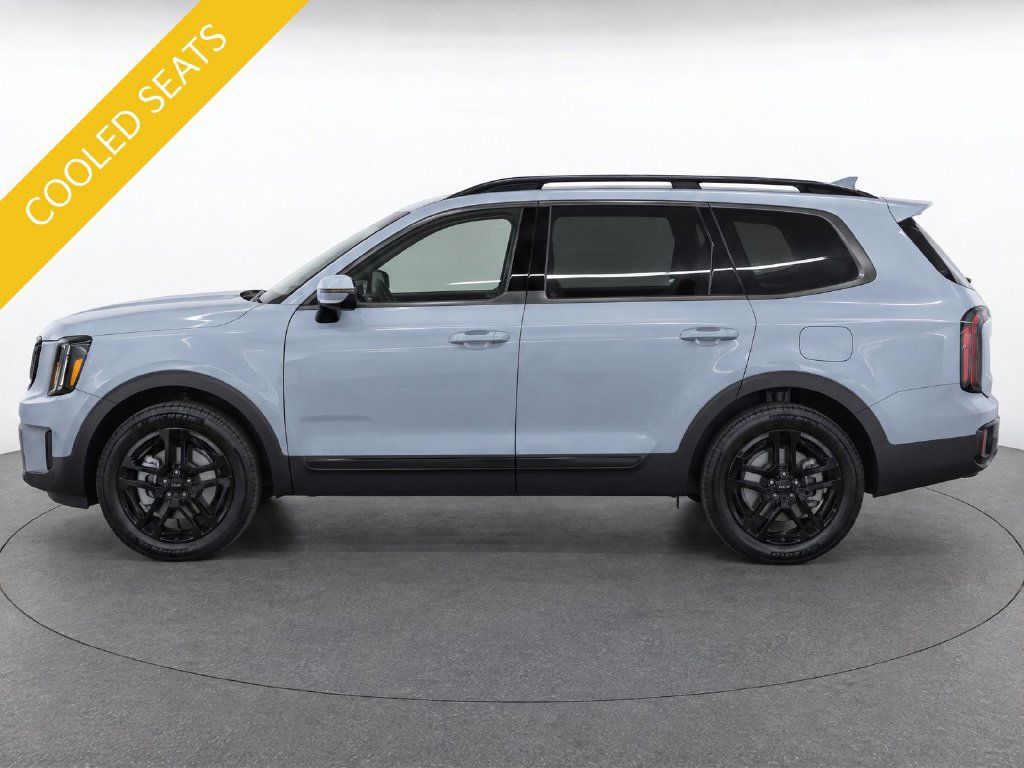 Certified 2025 Kia Telluride SX Prestige X-Line AWD/4WD image 8